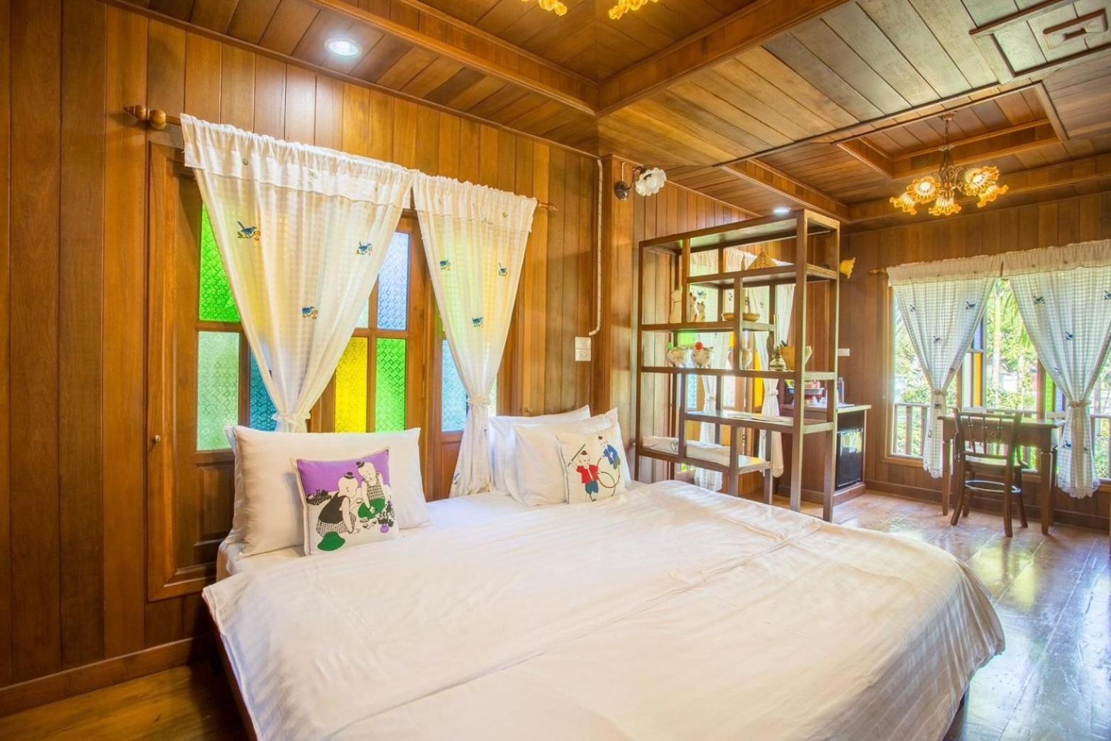 Suksatan Lamphun Hotel Exterior photo