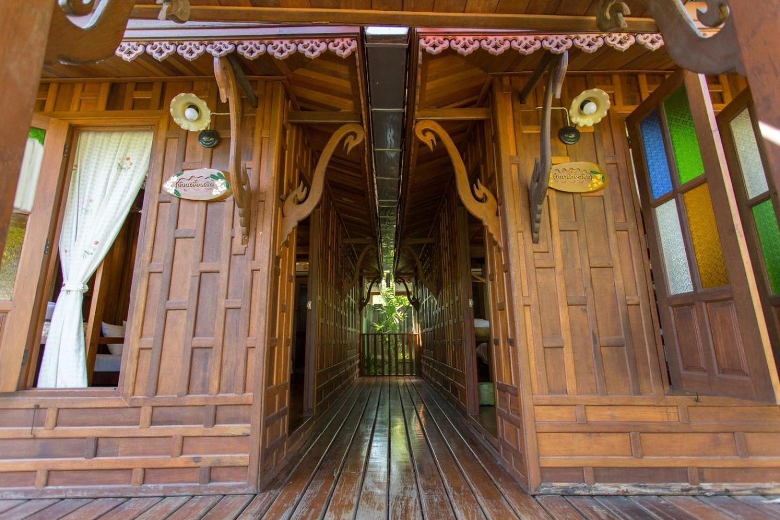 Suksatan Lamphun Hotel Exterior photo