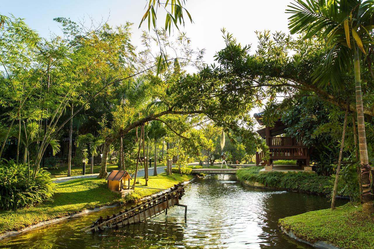 Suksatan Lamphun Hotel Exterior photo